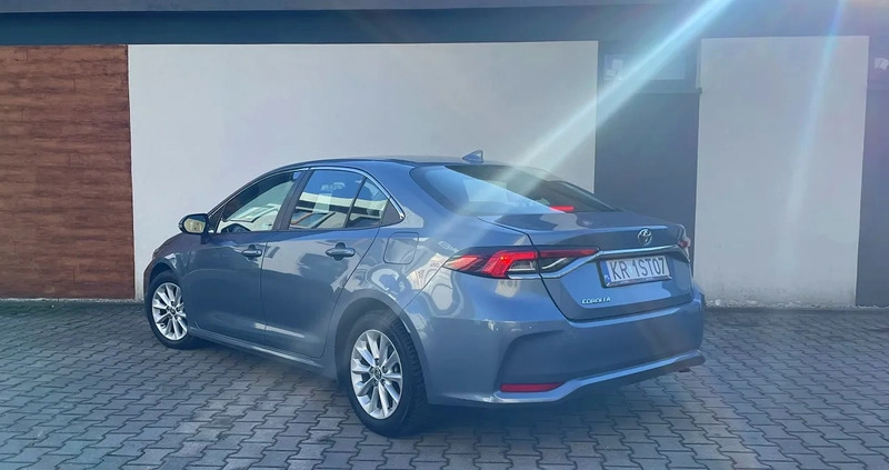 Toyota Corolla cena 70900 przebieg: 84521, rok produkcji 2020 z Police małe 172